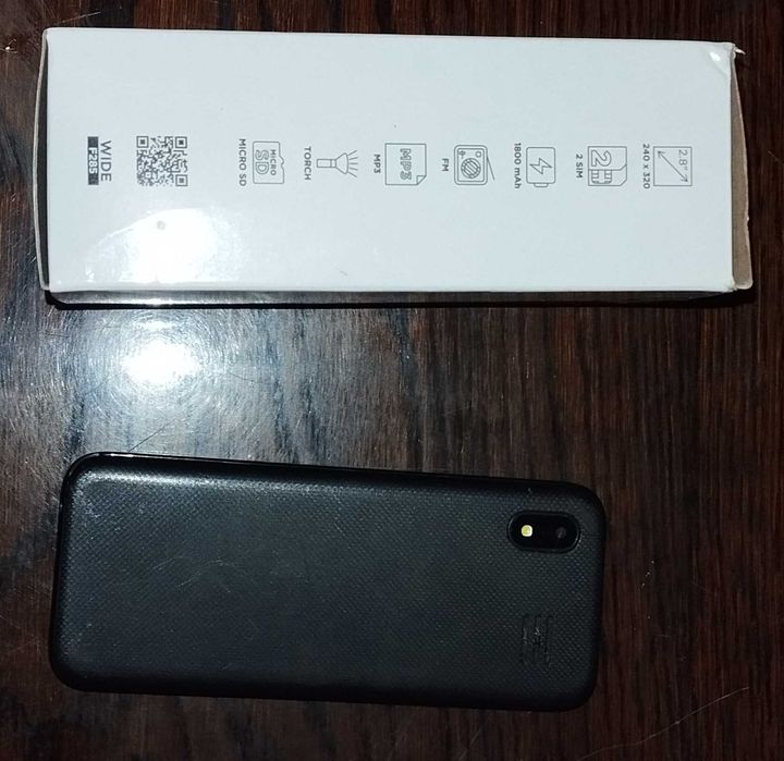 Продам кнопковий телефон