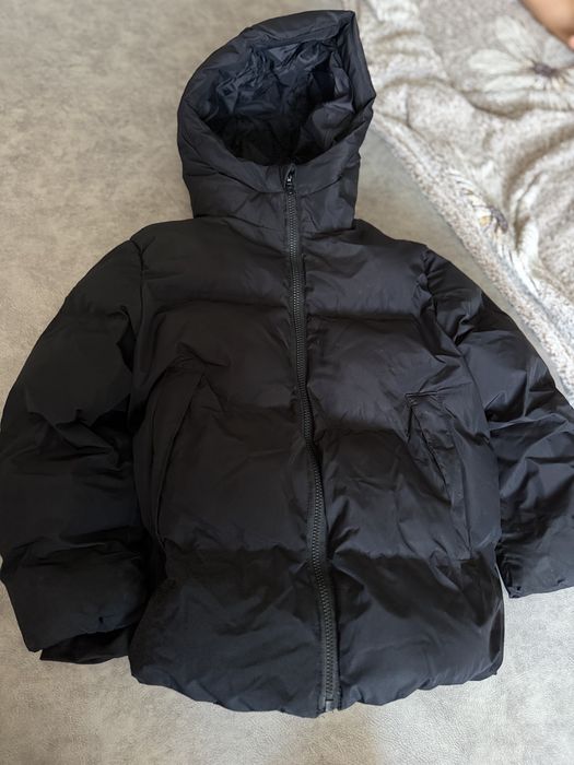Продам зимову куртку zara