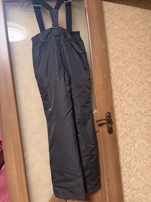 Продам водонепроникні лижні штани S