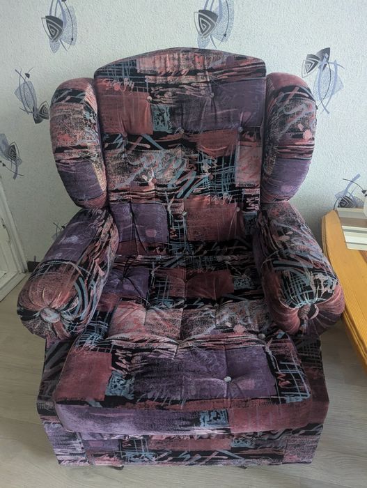 Продам два кресла