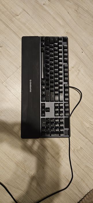 Klawiatura steelseries Apex 5