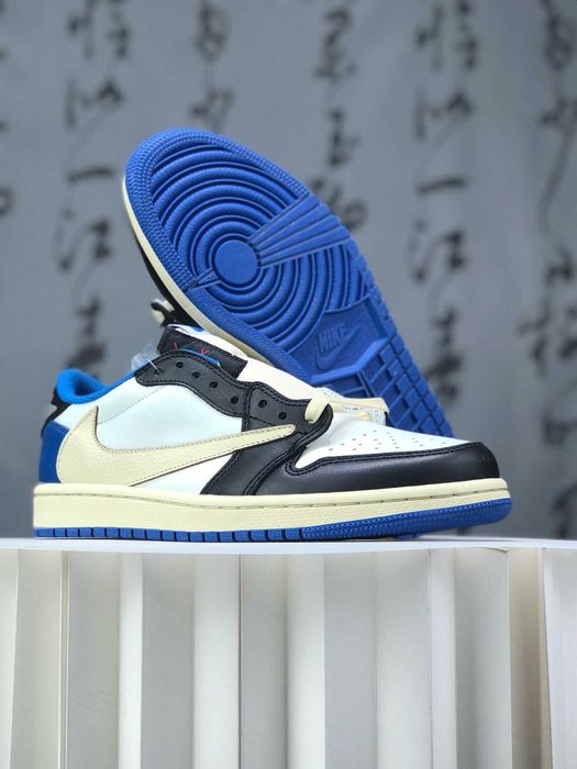 Butymęskie_Jordan_1_Retro_Low_OG_SP_Fragment_x_Travis_Scott