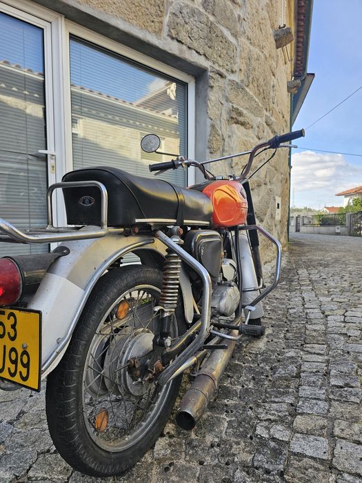 Famel 49cc – Clássica – Documentos em dia – 1500€