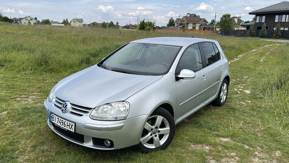 Volkswagen Golf 5 1.6 MPI