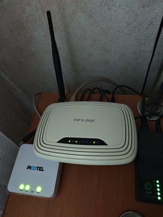 Маршрутизатор TP-LINK TL-WR740N