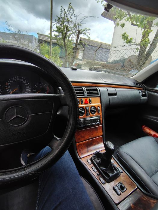 Vendo Mercedes Benz E220 Verde