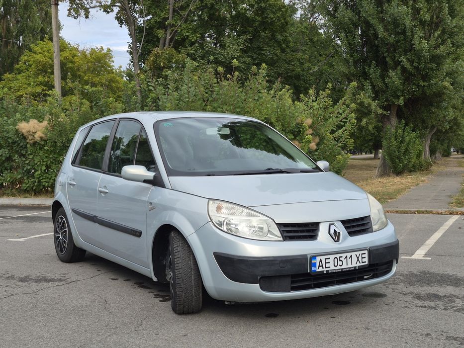 Продам Renault Scenic 1.6 бензин