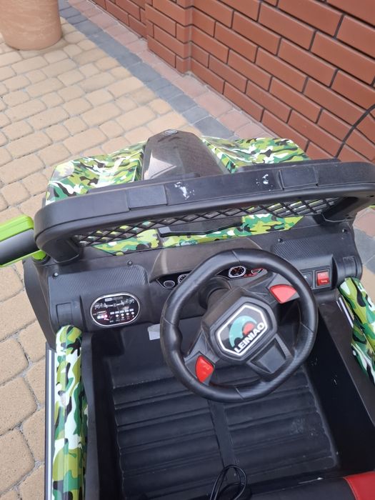 Samochód elektryczny terenowy dla dzieci