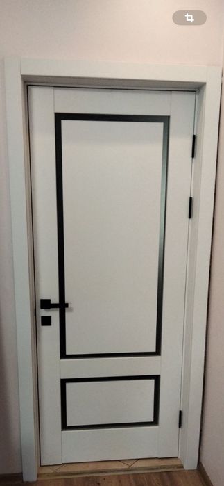 Продам двері межкомнатные двери