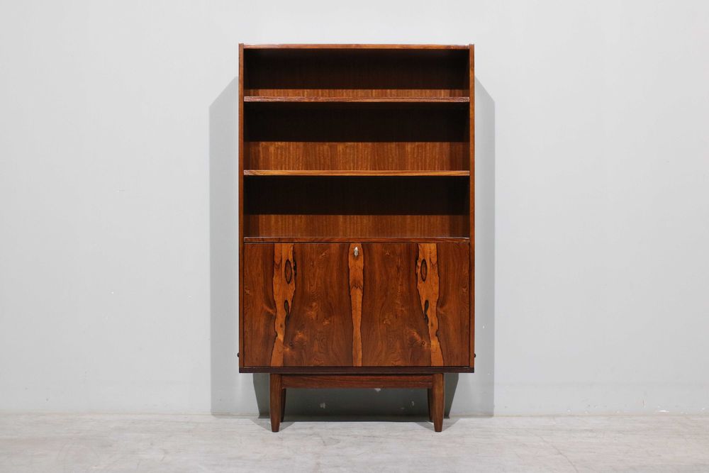 Estante nórdica em pau santo | Mid Century Modern