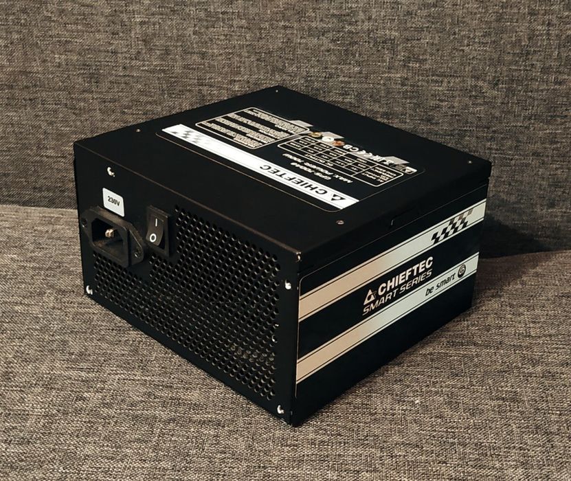 БП Chieftec 700W 80PLUS Bronze блок питания 700Вт