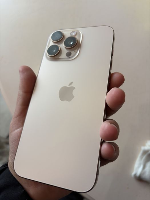 Iphone 16 pro max в отличном состоянии