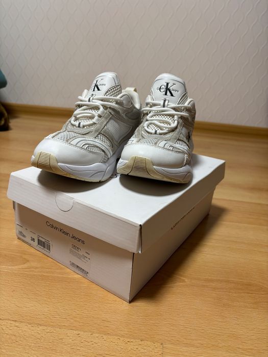 Кросівки Calvin Klein 38 р