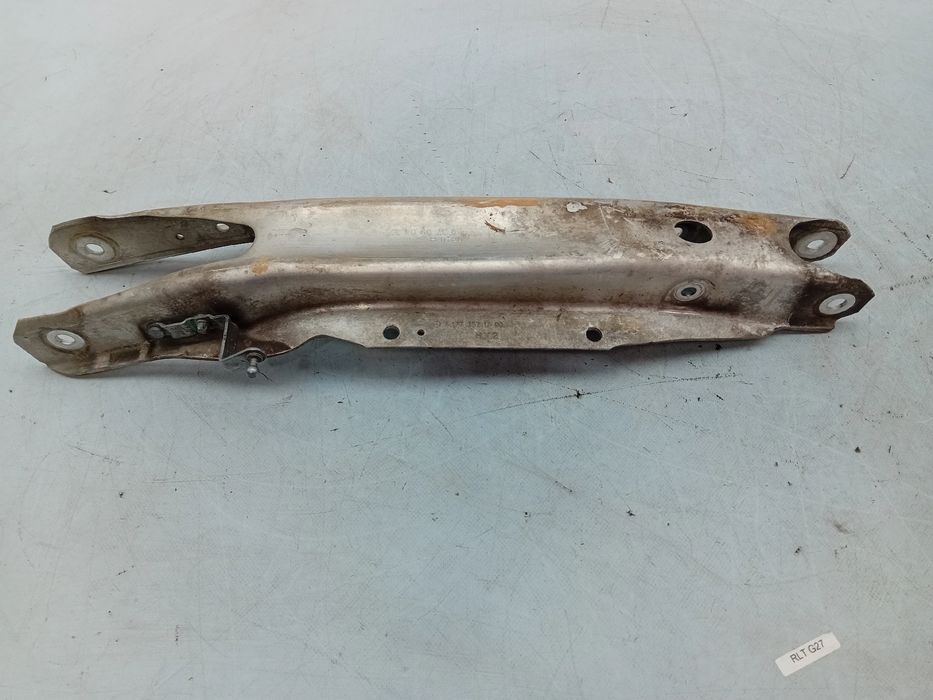 Braço de suspensão trás direito MERCEDES-BENZ CLA Coupé (C118)