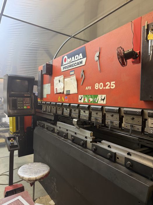 AMADA гибочный пресс,листогиб