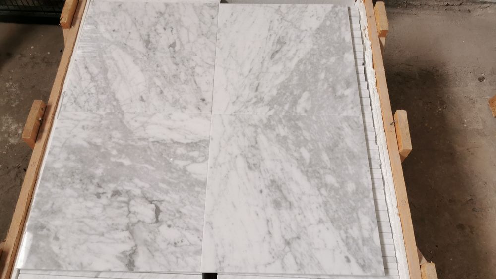 Płytki marmurowe Bianco di Carrara 40x40x1.3