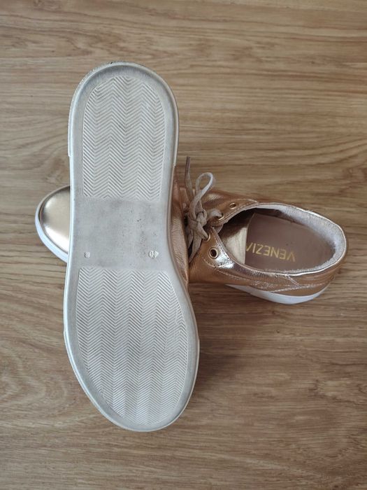 Buty damskie Venezia rozmiar 40.