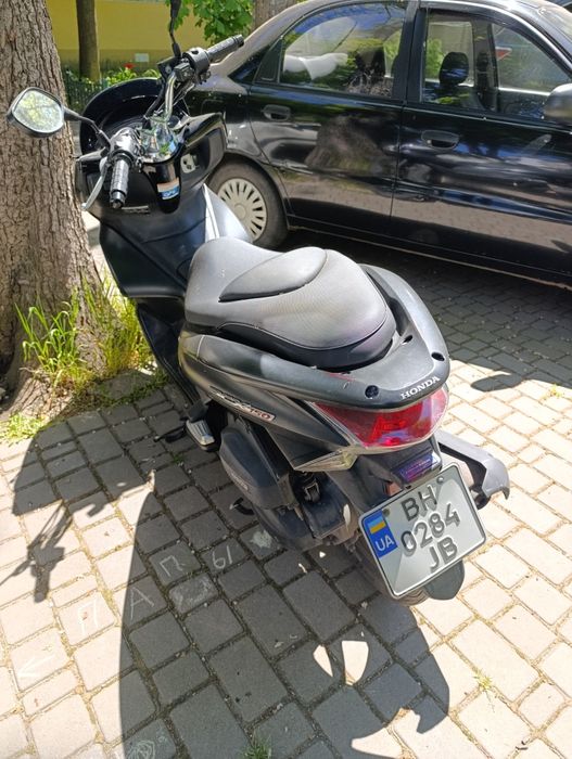 Продам Honda PCX 150