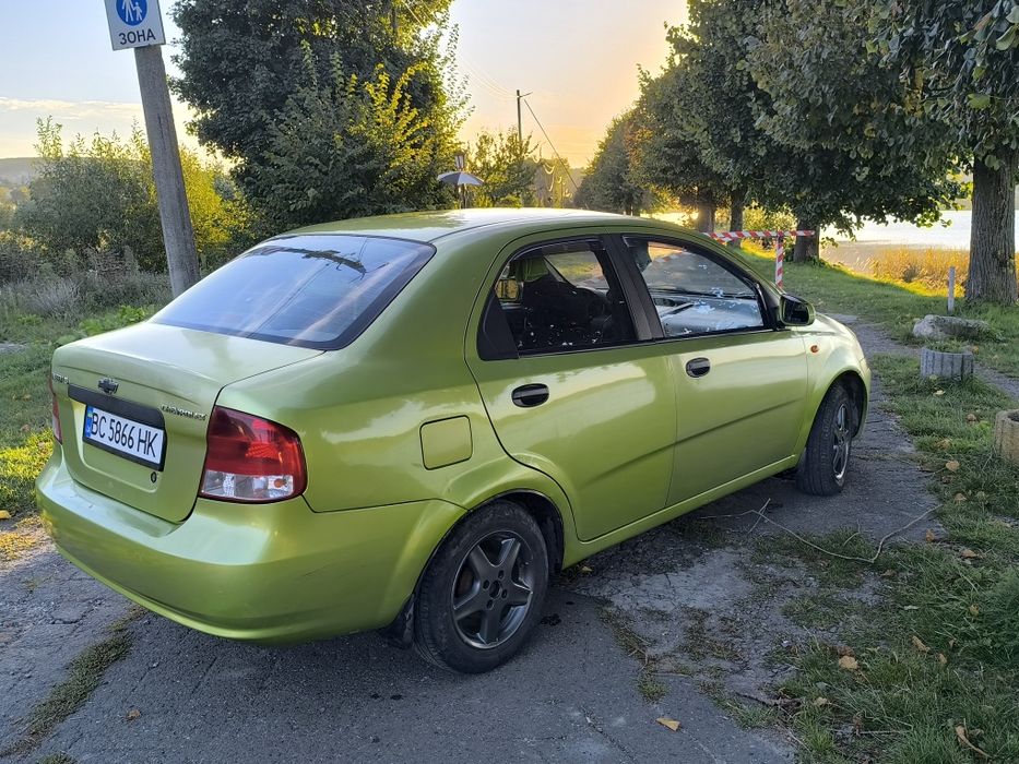 Продам Chevrolet Aveo 2004 року