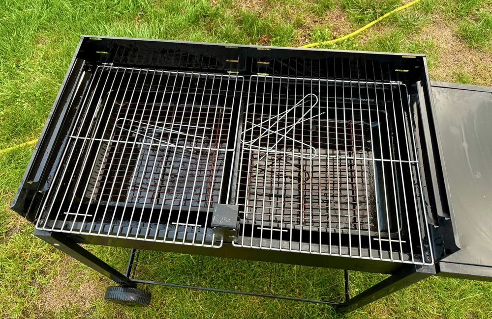 Grill węglowy Blooma 47,5 x 84 cm