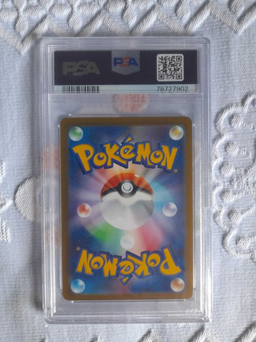 Pokemon Charizard radiant PSA 10