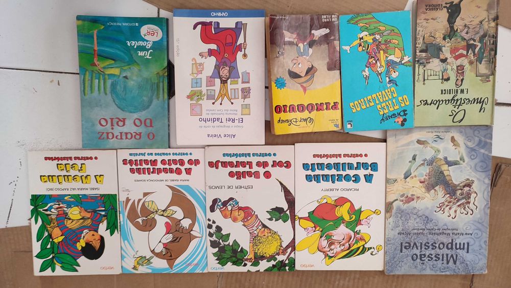 Lote 57 livros de Literatura Juvenil