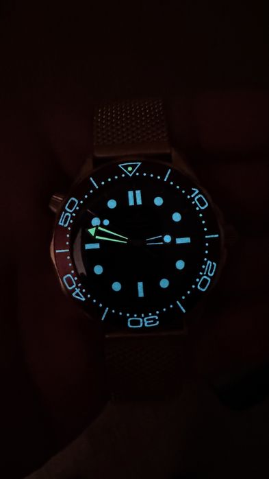 Новинка 2025 року Omega Seamaster 300m 007 edition 210.90.42.20.01.003