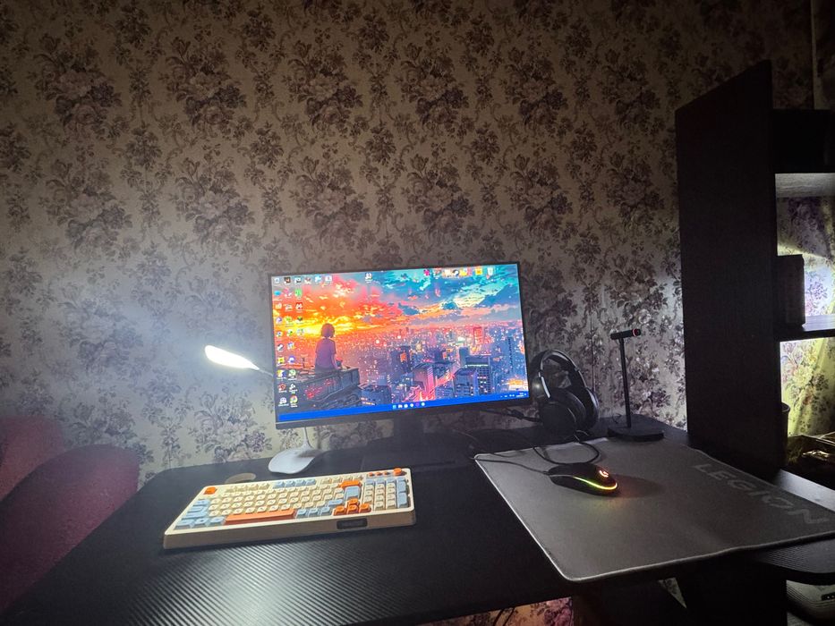 Монитор MSI  в использовании 5 дней