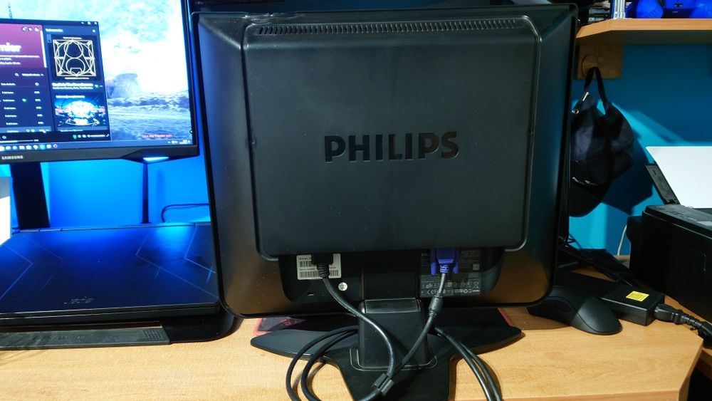 Monitor philips 170c