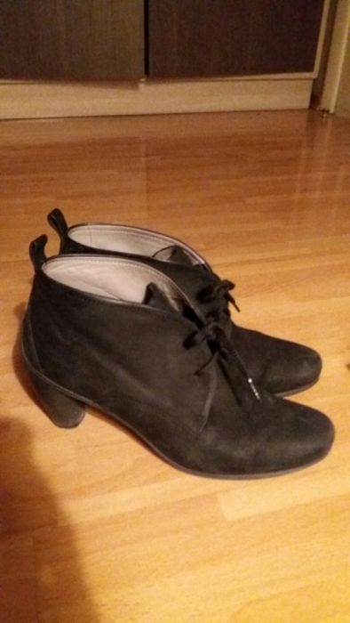 Продам ботинки ecco 41размер