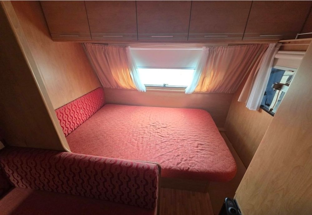RoROULOTE 2 Beliches e cama casal e mais uma cama