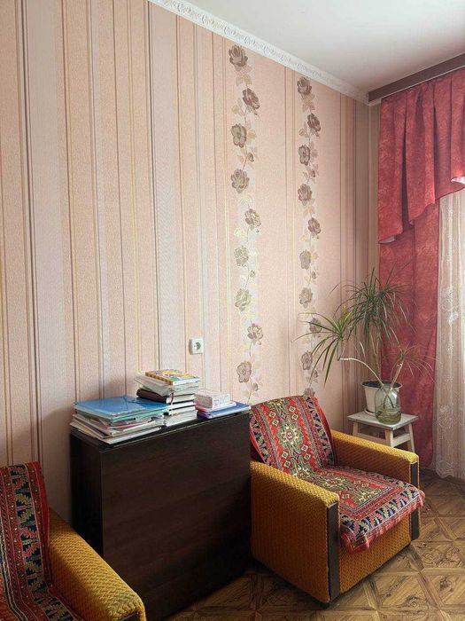 Пропонується до продажу трикімнатна квартира в районі Масани!