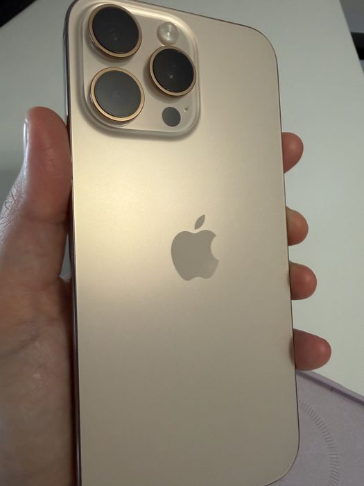 Iphone 16 pro max 256 gb stan idealny