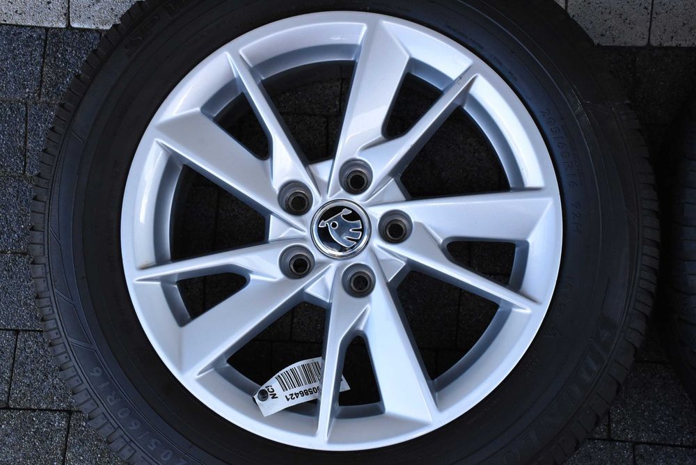 Felgi OEM AUDI A3 A4 B8 B9 A6 Q3 Q5 VW Seat Skoda 16" ORYGINAL