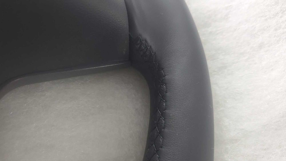 руль tesla model 3