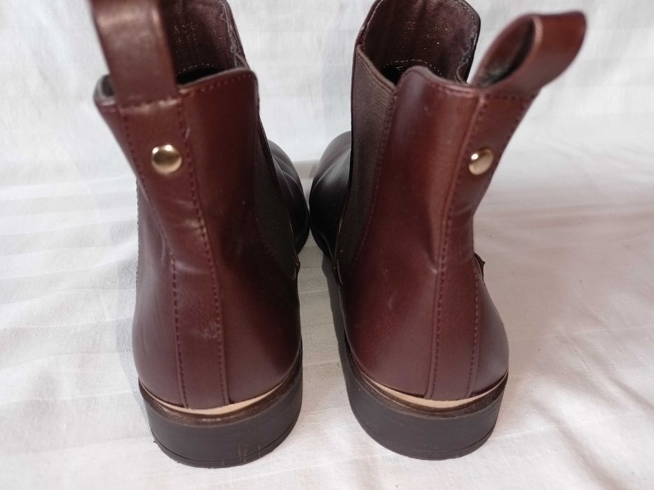 Wide Fit Extra Comfort roz.40/UK 7/- dl. wkł. 26,3 cm- stan bdb