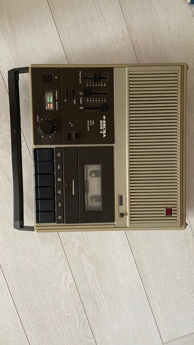 Магнітофон Весна 205-1 касетний