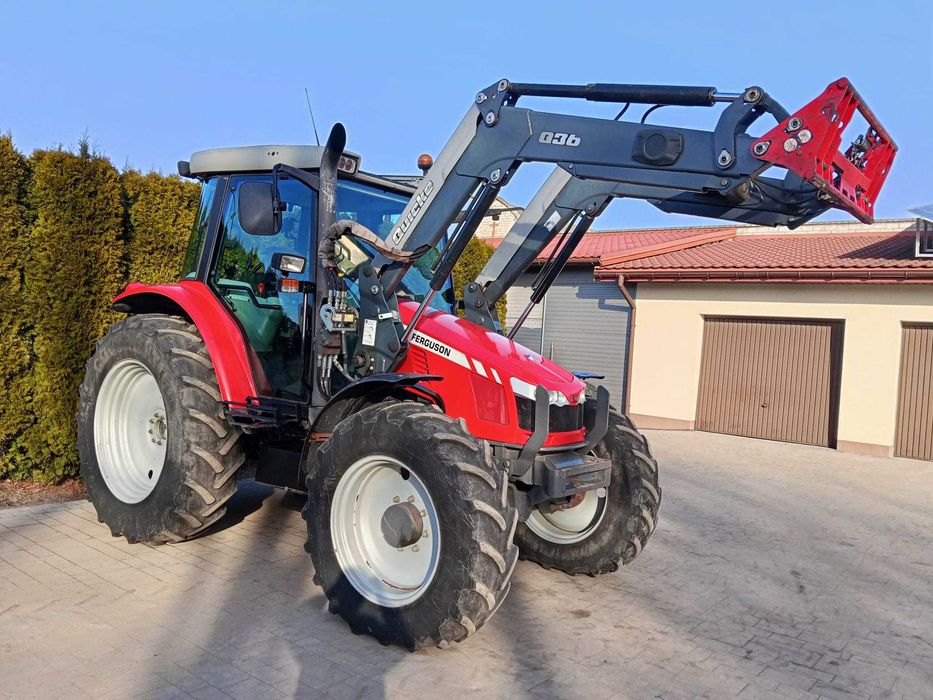 Massey Ferguson 5420 z ładowaczem