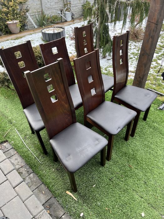 Sprzedam krzesla drewniane