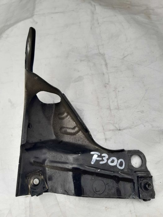 Кронштейн крила передньго Сhevrolet aveo t300