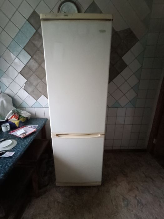 Продам холодильник!