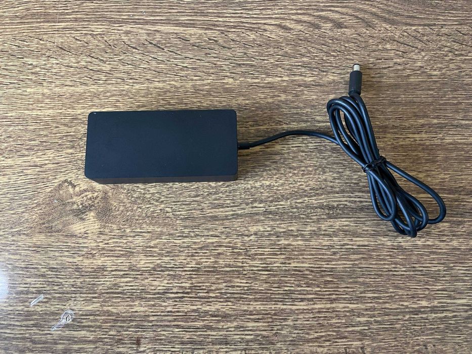 Док-станція Microsoft Surface Dock 1661 + Блок живлення Microsoft 1749