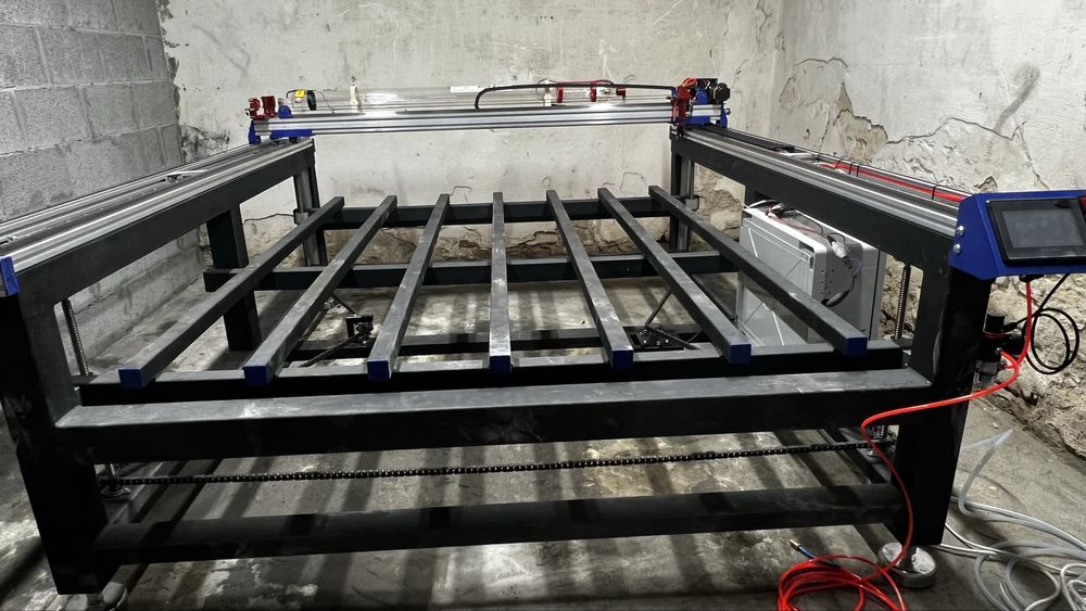 Лазерний Co2 станок по граніту, фанери, тканини. ФОП