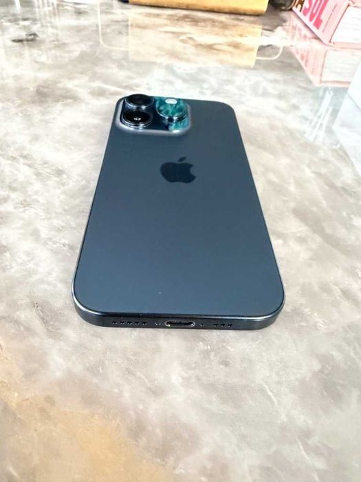 Apple iPhone 15 Pro 256GB Titanium Blue