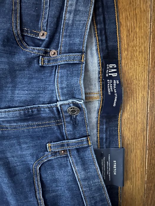 Продам джинсы G A P