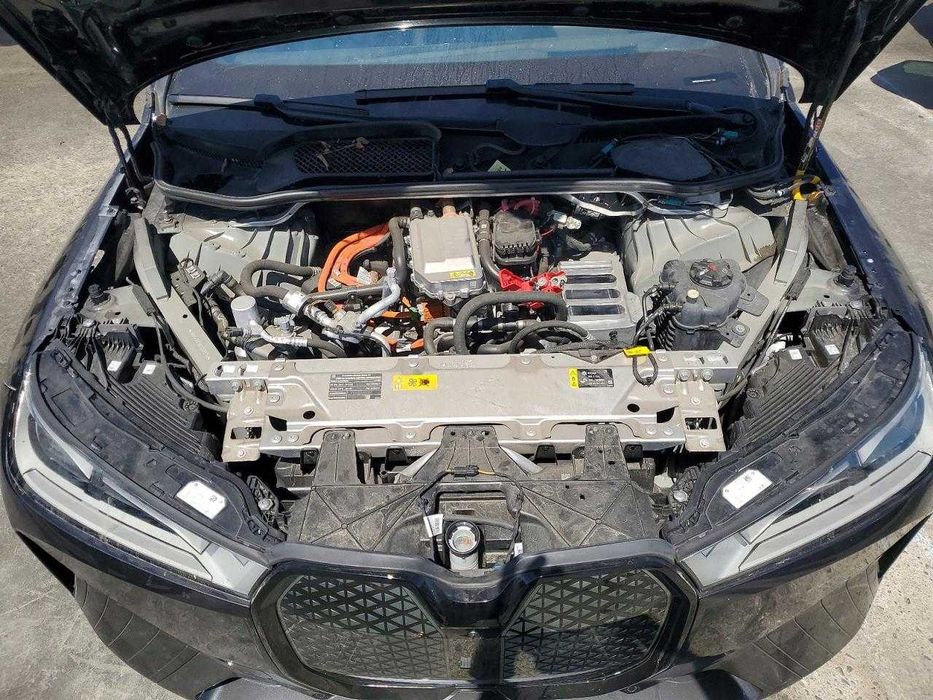 BMW IX Xdrive50 2024 в наявності