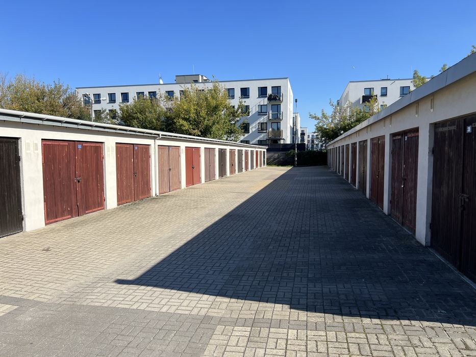 Garaż 19 m² do wynajęcia OŻARÓW MAZOWIECKI wynajem schowek magazyn wynajmę - Widok 2