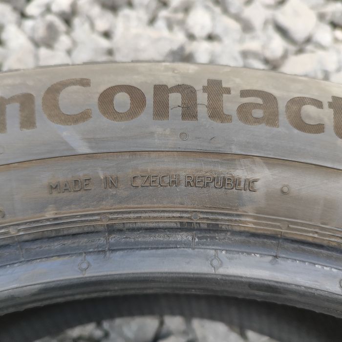 Комплект всесезонних шин Continental 215/55 R18 215*55 18 AllSeasonContact 001886