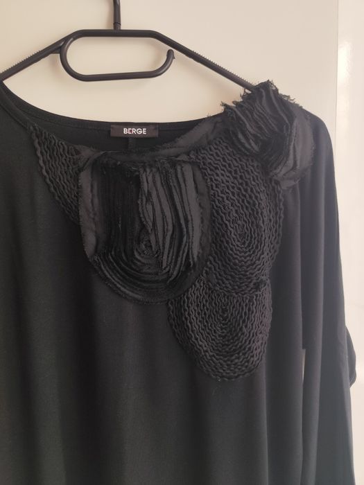 Bluzka damska z aplikacją