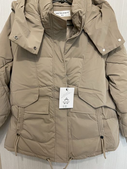 Куртка жіноча ————